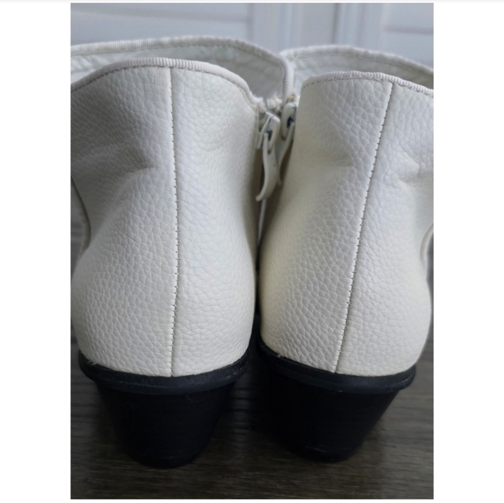 Boston Design Studio Off White Leather Ankle Booties for Women Size 10 - Picture 11 of 16
